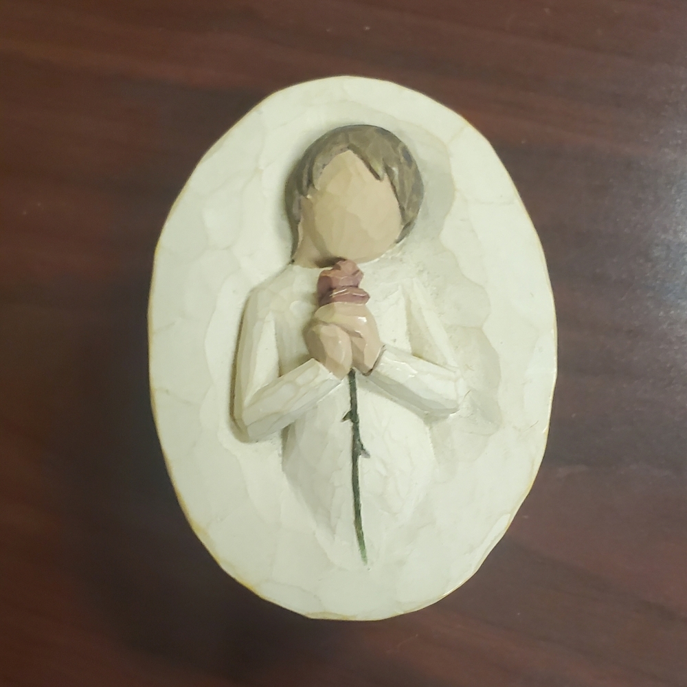 "Loving Angel" Keepsake Box Willow Tree Susan Lordi 2004 "Love, pure and simple"
